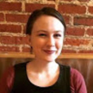 Meet your Posher, Lora